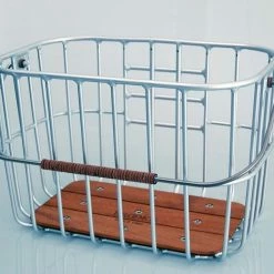 Brooks Hoxton Frontkurv